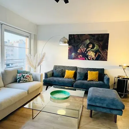 Spacious 2bedrooms Flat W Terrace&parking *