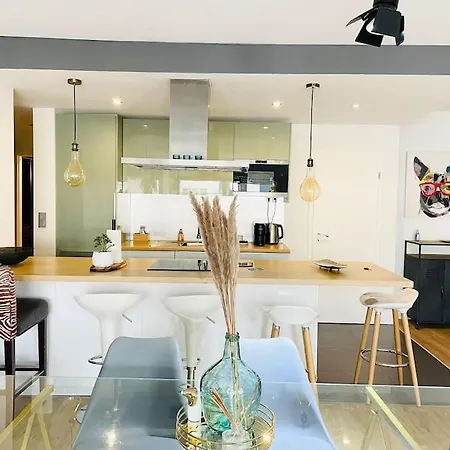 Apartment Spacious 2bedrooms Flat W Terrace&parking *